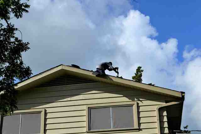 Is a garage safe in a hurricane?